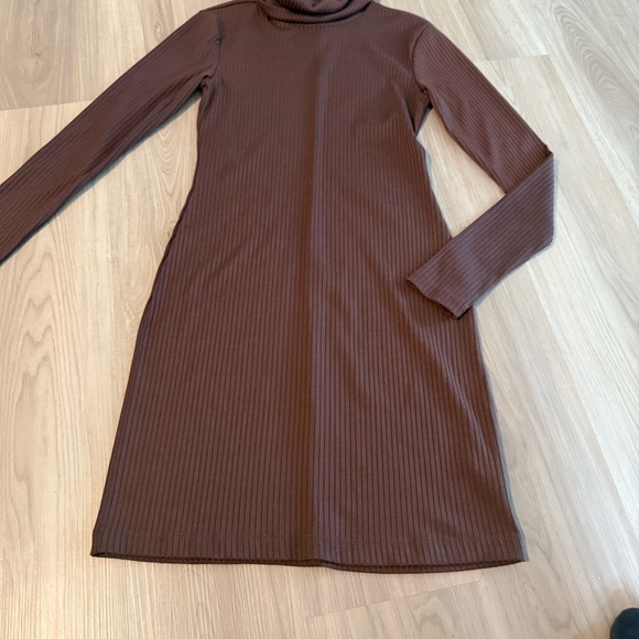 Socialite Ribbed Turtleneck Long Sleeve Dress in Brown - Picture 2 of 3